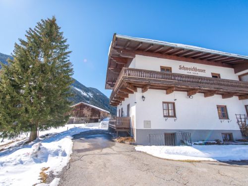 Chalet Schwoichbauer - 16 personen