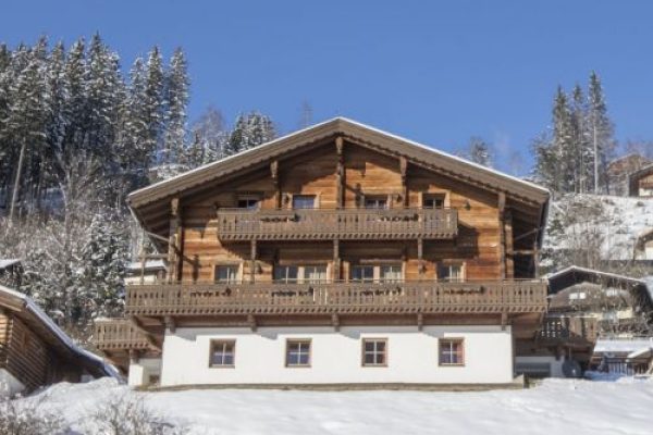 Chalet Schöneben Bauernhaus Hele huis met sauna - 20-24 personen