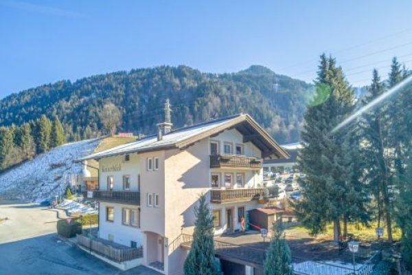 Chalet Haus am Lift - 23 personen