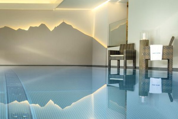 Hotel Alpina