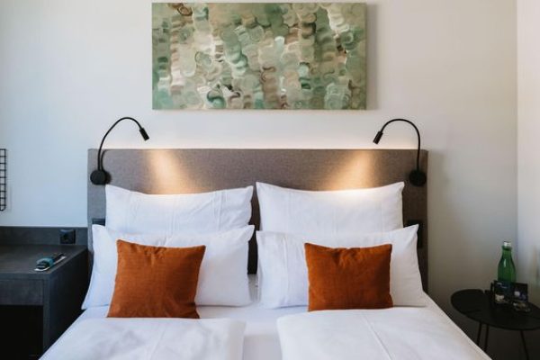 Night Inn Hotel