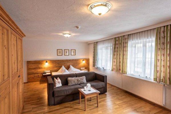 Posthaus Stubai & Smart
