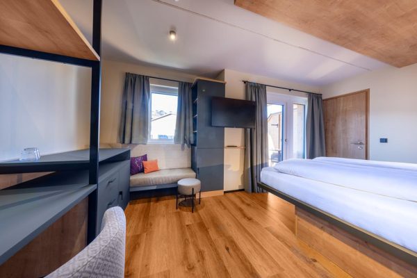 People's Hotel